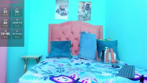 Snapshot of maggy_big_tits chatting on April 1, 11:46 pm maggy_big_tits online show from April 1, 11:46 pm