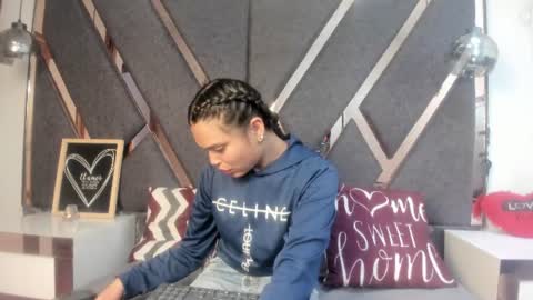 Snapshot of maggyx_69 chatting on June 15, 2:52 pm Kimy online show from June 15, 2:52 pm