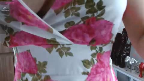 Maghenta-MS mature online show from December 19, 8:16 pm