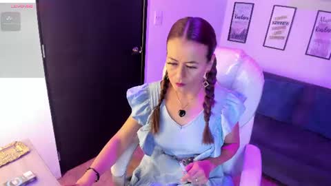 Maghenta-MS mature online show from June 13, 12:14 pm
