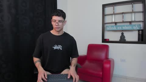 Damian Rivers online show from December 3, 1:08 am