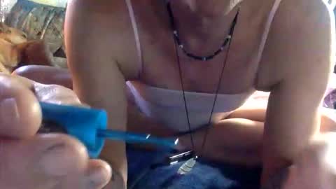 Gaia Love online show from April 4, 9:45 pm