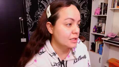 Snapshot of magic_clairewitch chatting on September 23, 11:30 pm Claire online show from September 23, 11:30 pm