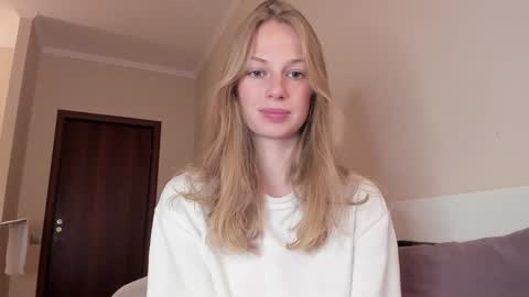 Alice  online show from December 2, 12:07 pm