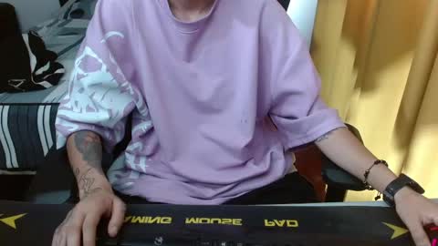 Jade online show from May 29, 4:27 pm