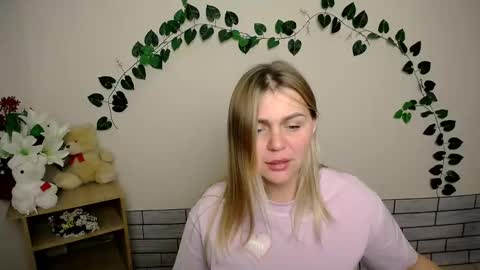 magic_katarina_ online show from December 5, 3:28 pm