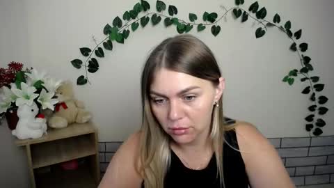 magic_katarina_ online show from September 12, 6:13 am