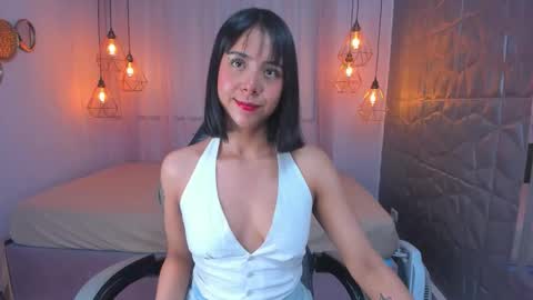 Snapshot of magic_oliviah chatting on March 20, 11:37 am Oliviah online show from March 20, 11:37 am