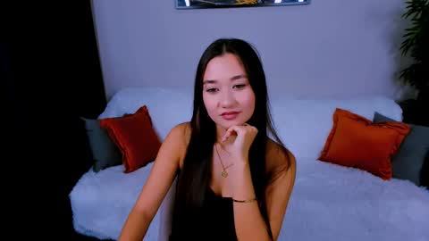 magic_phoenix online show from February 14, 1:29 pm