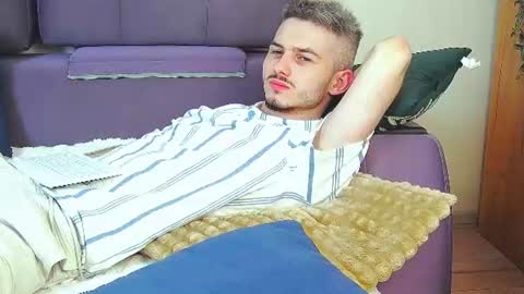 magic_storms online show from July 10, 7:23 am