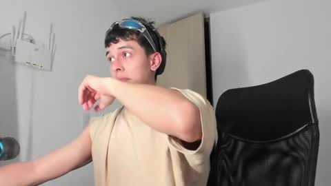 Tony Hoffa online show from March 10, 1:23 am