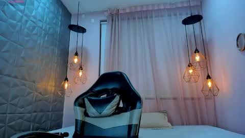 magic_zahara online show from May 6, 3:57 am