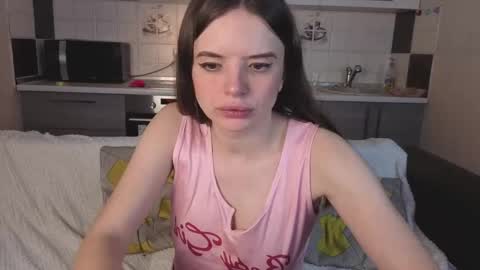 Snapshot of magical_mermaids chatting on November 5, 11:10 am Alice online show from November 5, 11:10 am