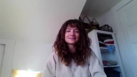 Snapshot of magicalmissmolly chatting on October 21, 10:21 pm magicalmissmolly online show from October 21, 10:21 pm