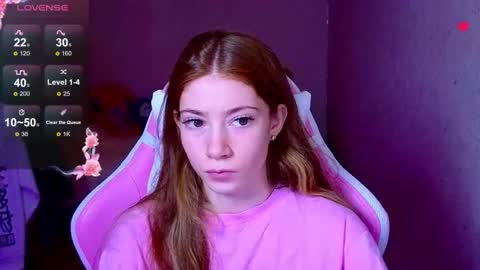 Snapshot of magicladyy chatting on November 30, 11:09 pm Angel online show from November 30, 11:09 pm