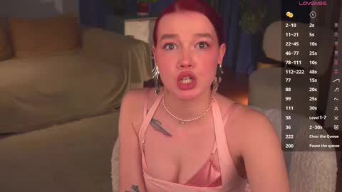 Snapshot of magicmargo chatting on December 14, 11:53 pm Margo online show from December 14, 11:53 pm