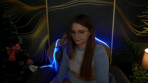 Emily online show from January 1, 5:00 pm