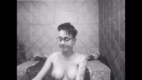 TsKaycee online show from February 2, 1:45 am