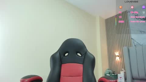 magievans1 online show from May 20, 12:55 pm