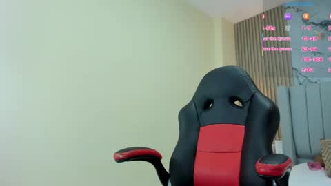 magievans1 online show from July 28, 12:48 pm