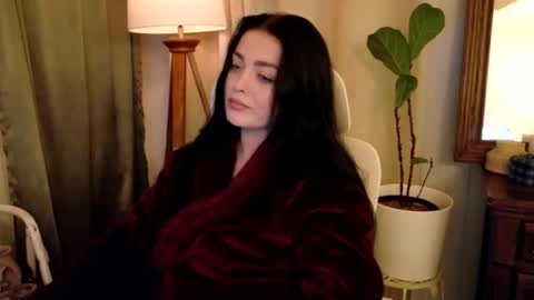 Snapshot of magnolia_jane chatting on March 11, 11:12 am Magnolia Maggie Maggie Jane online show from March 11, 11:12 am