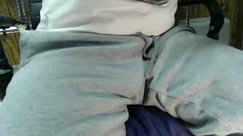 magnum8x7 online show from December 27, 6:31 pm