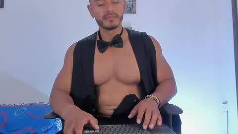 Magnusclark online show from May 7, 6:57 pm