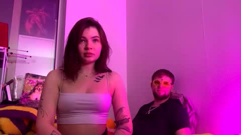 magpie_mila online show from September 14, 10:31 pm