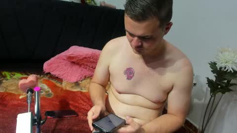 Snapshot of maguirre_2001 chatting on March 23, 8:02 pm MAU online show from March 23, 8:02 pm