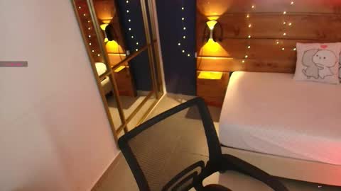 Dani online show from October 23, 11:09 am