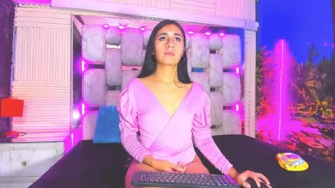 mahiara hot online show from May 13, 1:30 pm
