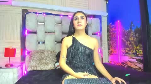 mahiara hot online show from May 27, 2:25 pm