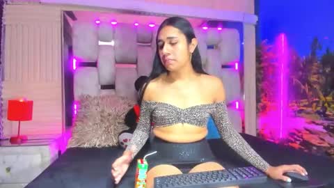 mahiara hot online show from June 2, 1:02 pm