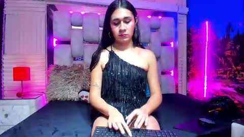mahiara hot online show from June 5, 4:02 pm