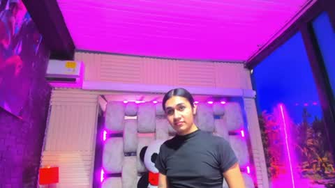 mahiara hot online show from June 12, 3:55 pm