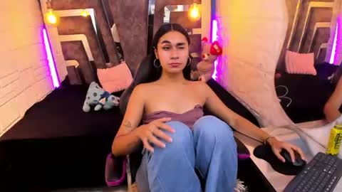 mahiara hot online show from July 28, 4:39 pm