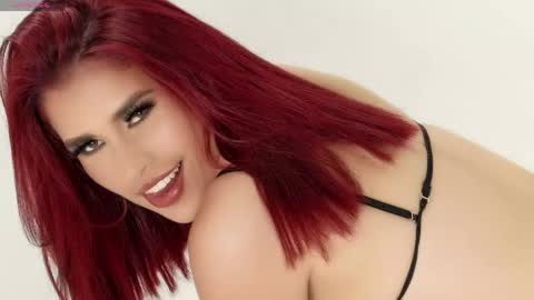 Snapshot of mahiia_1 chatting on April 19, 6:43 pm Mahiia online show from April 19, 6:43 pm