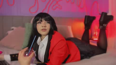 Mai online show from October 31, 8:10 pm