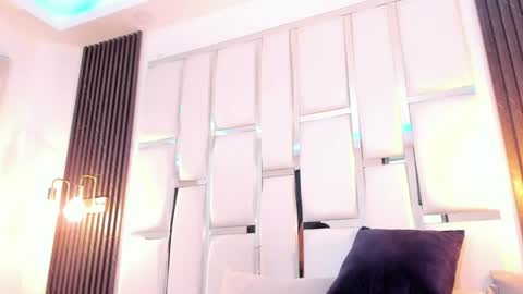 Maia Clark online show from July 30, 8:52 pm