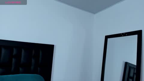 Maia online show from December 4, 4:16 pm