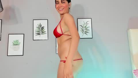 Snapshot of maia_w10 chatting on January 9, 9:47 pm Maia online show from January 9, 9:47 pm