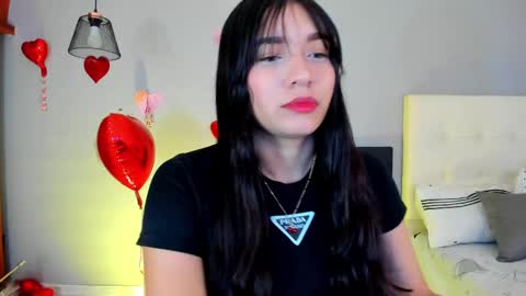 Snapshot of maia_w10 chatting on February 23, 1:53 pm Maia online show from February 23, 1:53 pm