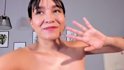 Snapshot of maia_w10 chatting on March 10, 7:07 pm Maia online show from March 10, 7:07 pm