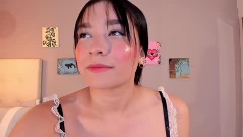 Maia online show from April 24, 11:56 am