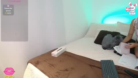    t  online show from January 15, 10:57 pm