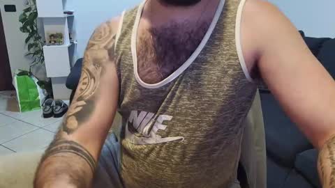 maialinofriuli online show from November 29, 5:16 pm