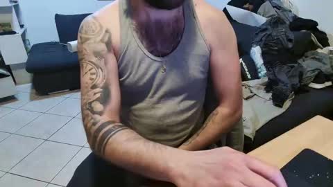 maialinofriuli online show from February 15, 3:25 am