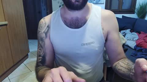 maialinofriuli online show from April 28, 12:09 am