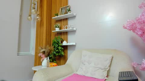 MAIA online show from March 21, 2:16 am