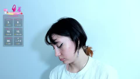 Snapshot of maibys_cute chatting on April 20, 4:26 am maibys online show from April 20, 4:26 am